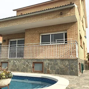 Casa De Aurora Homestay Rubi