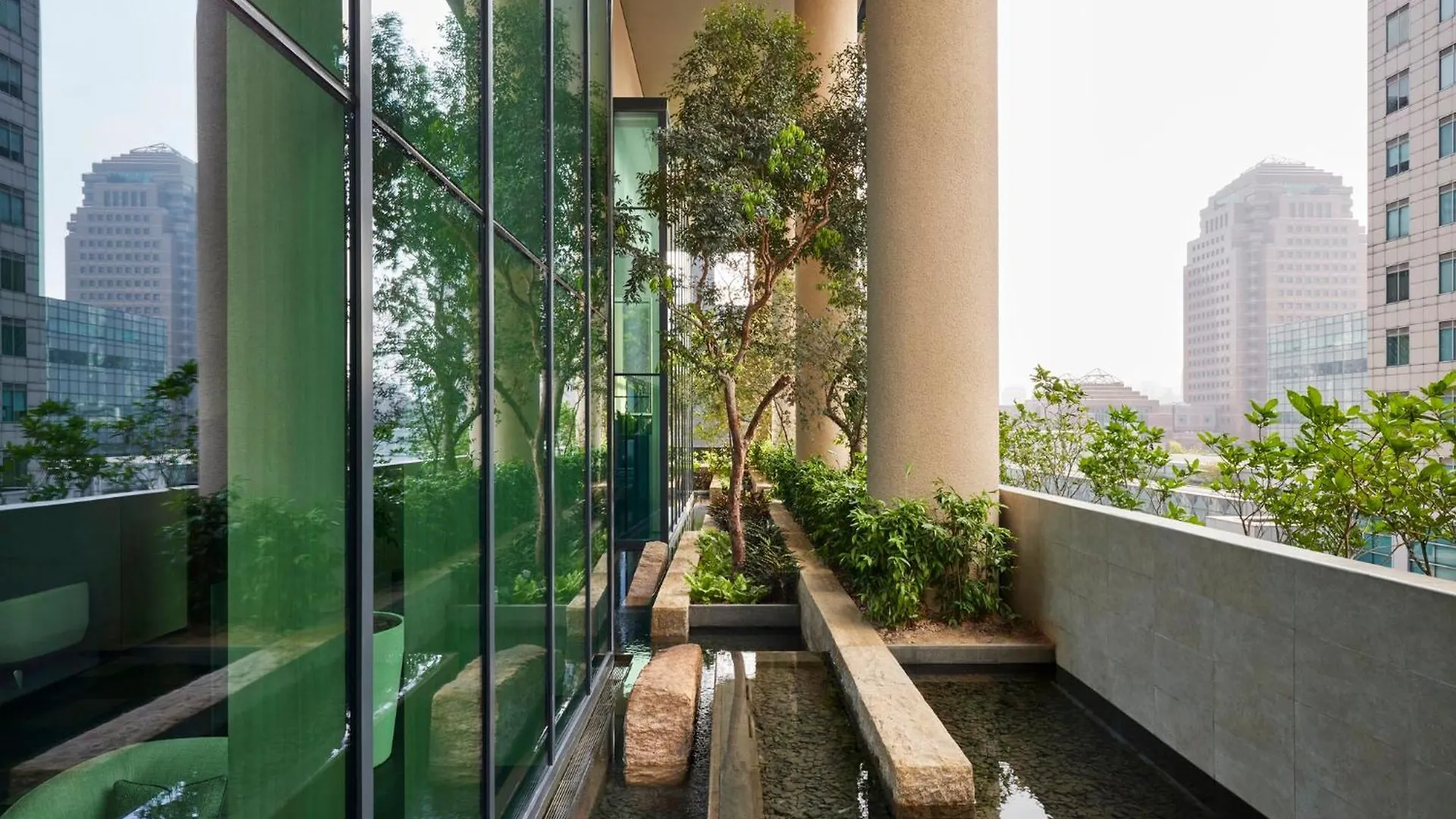 Como Metropolitan Singapore