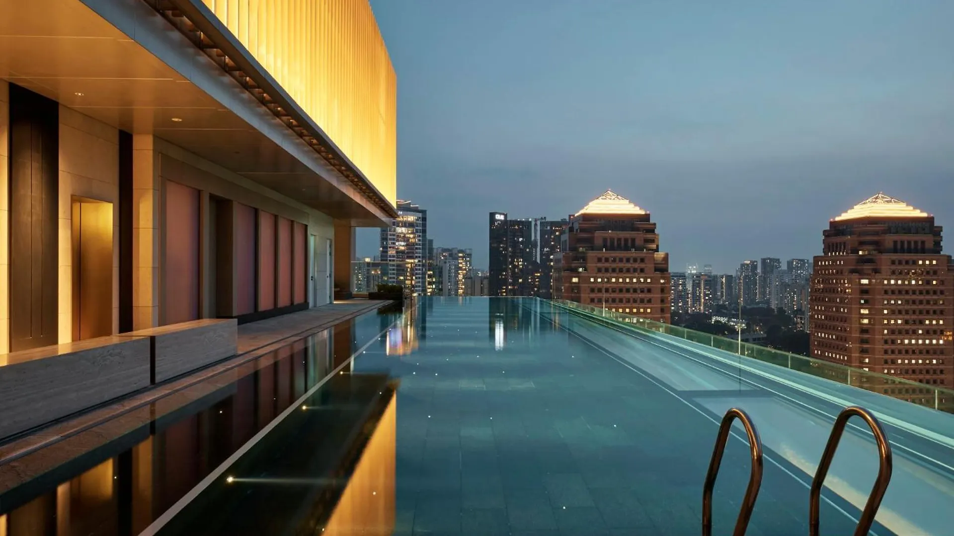 Como Metropolitan Singapore Hotel